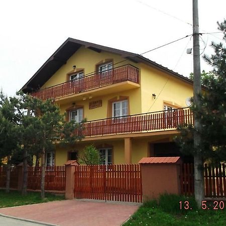 B & B Leliwa Tarnów 外观 照片